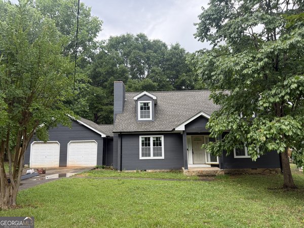 18 Regal Way, Lawrenceville