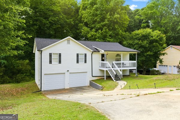 134 Landing Lane, Powder Springs