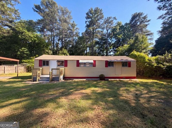 1396 Pine Drive, Atlanta