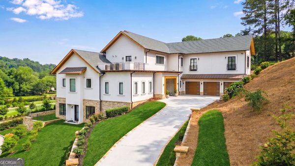 645 River Knoll Drive Marietta