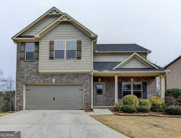 main picture of 1376 Castleberry Drive, Buford