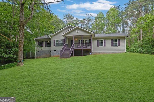 16 Allatoona Woods Trail, Acworth
