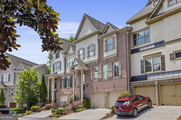 1958 Saxon Valley Circle, Brookhaven