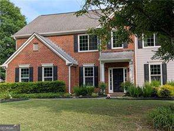 1060 Forest Creek Drive Canton