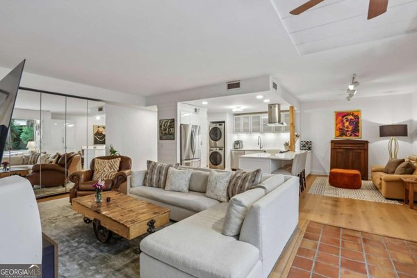2632 Peachtree Road, Atlanta