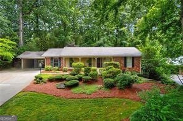 6875 Castleton Drive, Atlanta
