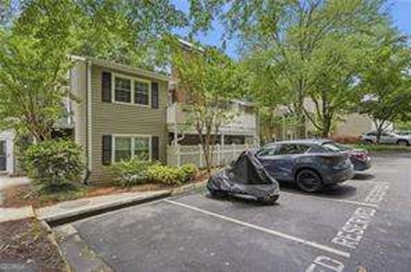 1750 Clairmont Road, Decatur