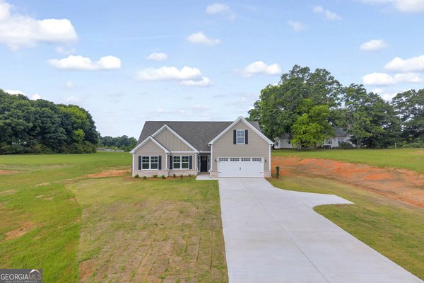 1347 Fairview Road Lavonia