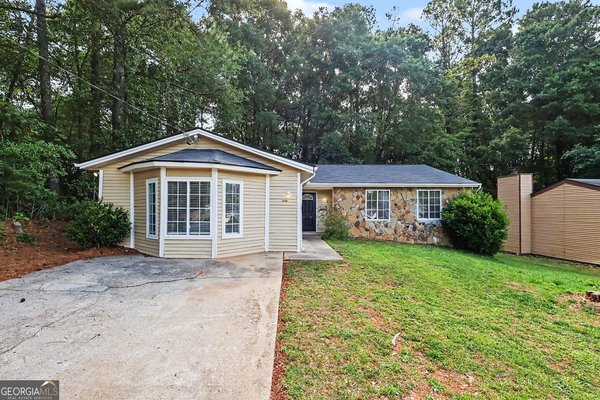 2196 Scarbrough Drive, Stone Mountain