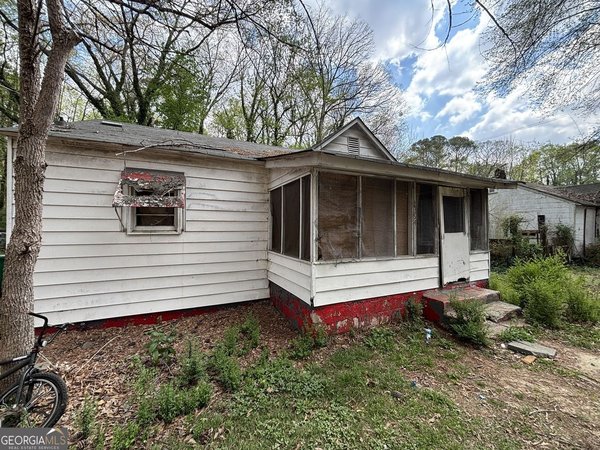 2402 Clifton Springs Road, Decatur