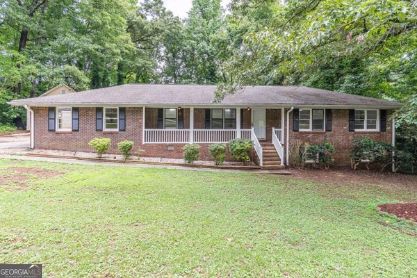 5022 Green Oak Drive, Lilburn