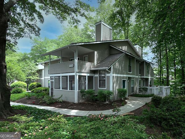 1316 Wynnes Ridge Circle, Marietta
