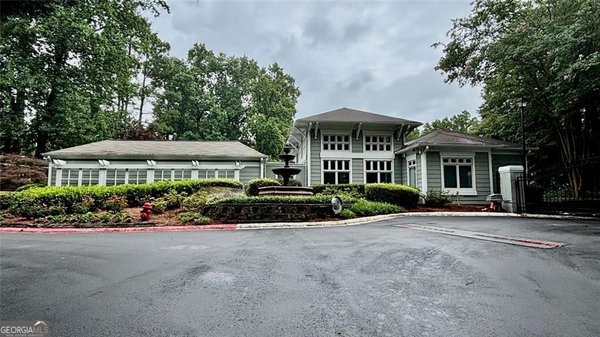713 Summit North Drive, Atlanta