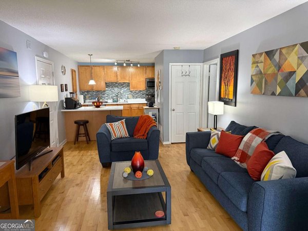 2657 Lenox Road, Atlanta