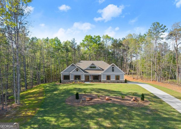 206 Shoals Way, Clarkesville