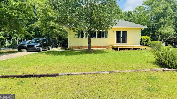 108 Wesley Lane, Eatonton