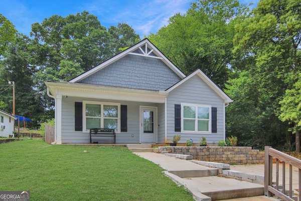 704 South Greenwood Street, Lagrange