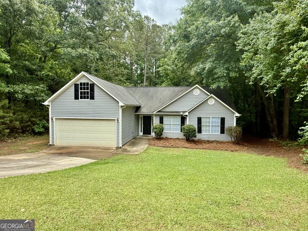 215 Cambridge Way, Covington