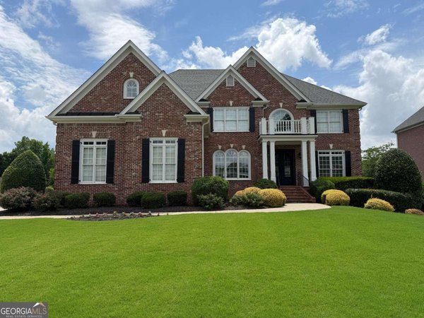 271 Prestbury Court, Suwanee