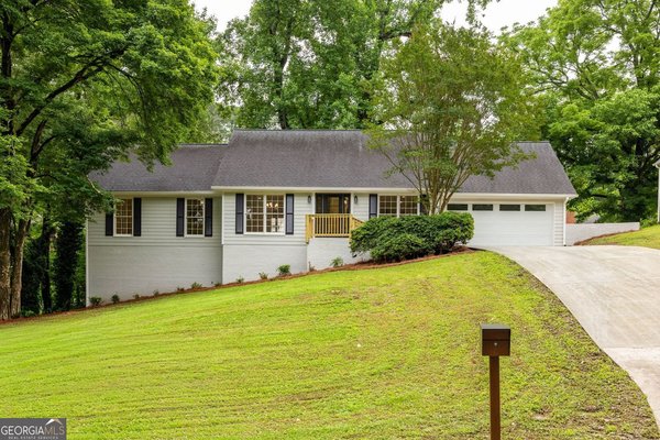 4736 Bridgewater Drive, Lilburn