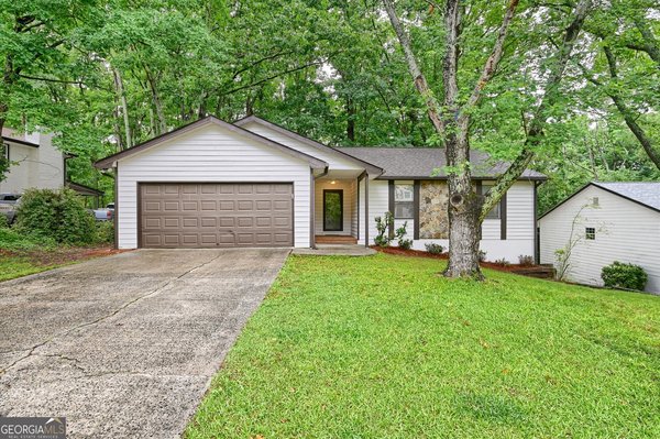 175 Ansley Court, Roswell