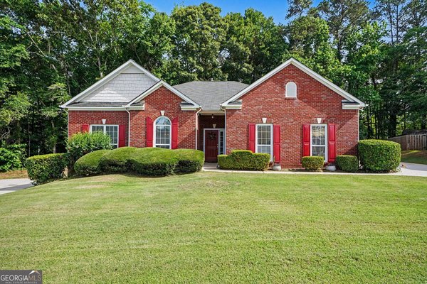 8195 Links Drive Covington