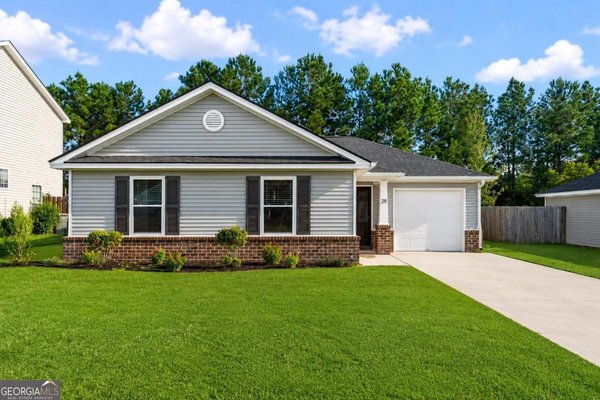 28 Twin Oaks Place Savannah