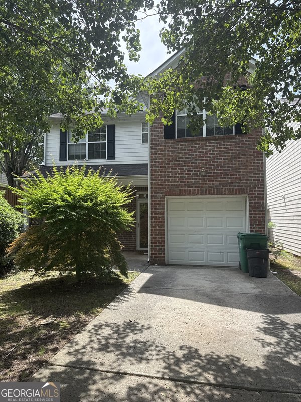 2441 Charleston Pointe Court, Atlanta