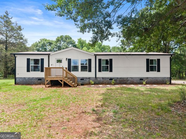 4046 Holly Springs Road Gillsville