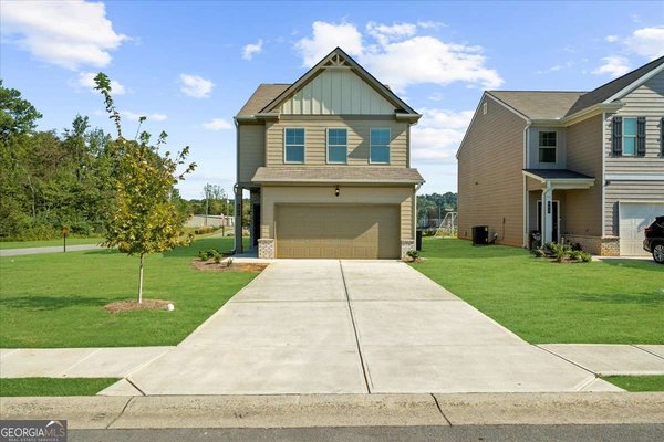 300 Harrison Dr. Calhoun