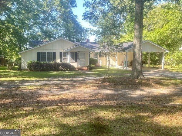 125 Lakeview Dr. Milledgeville
