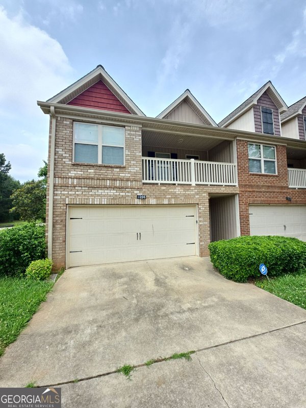 1098 McConaughy Court McDonough