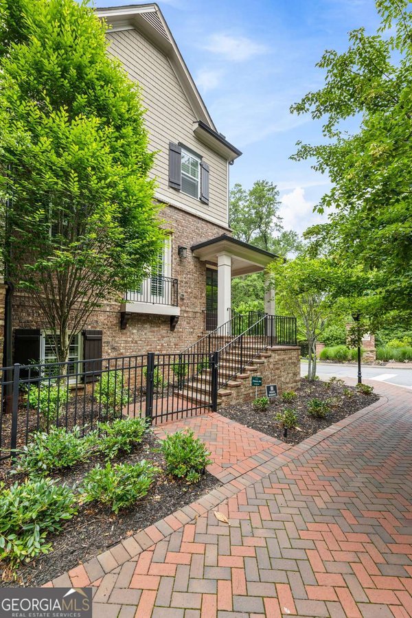 148 Canton Street, Alpharetta