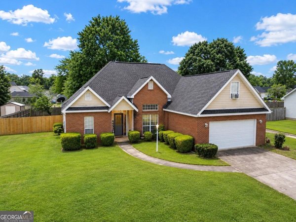 225 Autumn Woods Drive Warner Robins