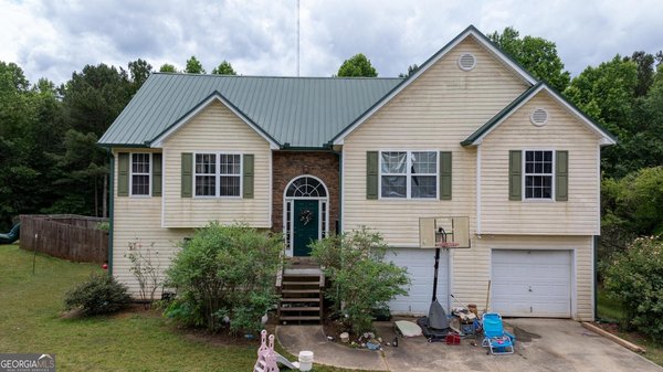 602 Saddle Ridge Drive, Bethlehem