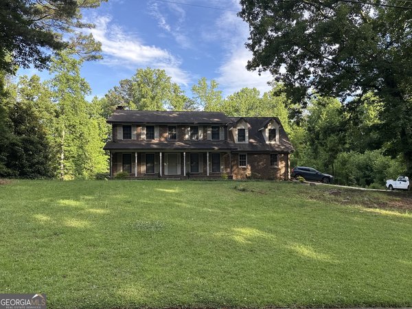 6980 Oak Leaf Drive Fairburn
