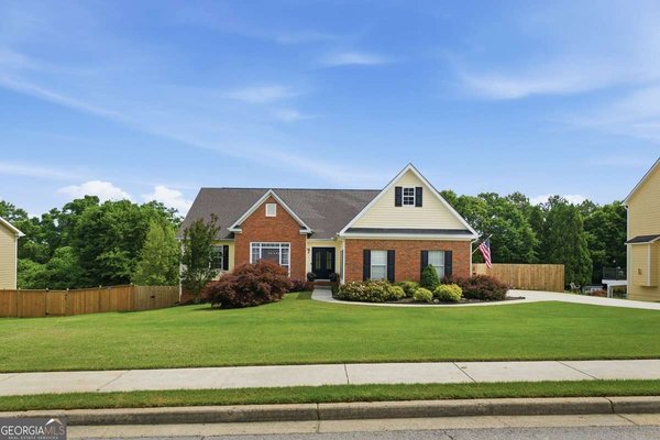 3132 Planters Mill Drive, Dacula