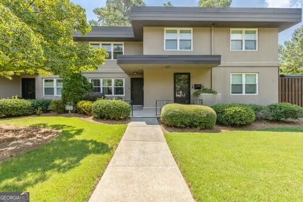 311 Lakemoore Drive, Atlanta