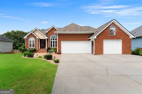 32 Shagbark Drive, Cartersville