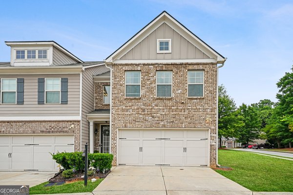5888 Radford Loop Fairburn