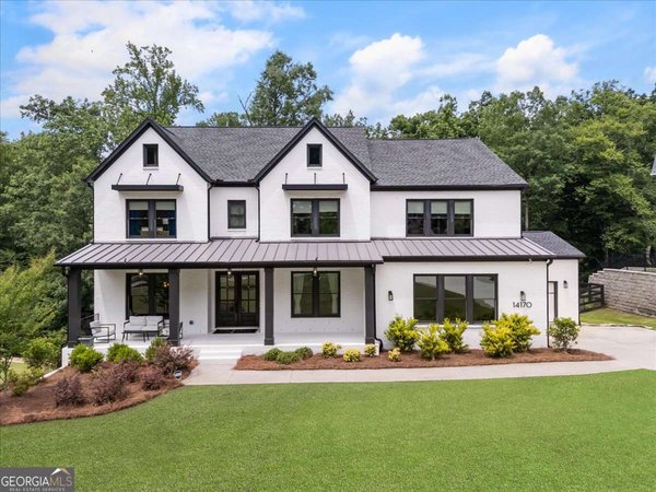 14170 Reserve Manor Lane, Roswell