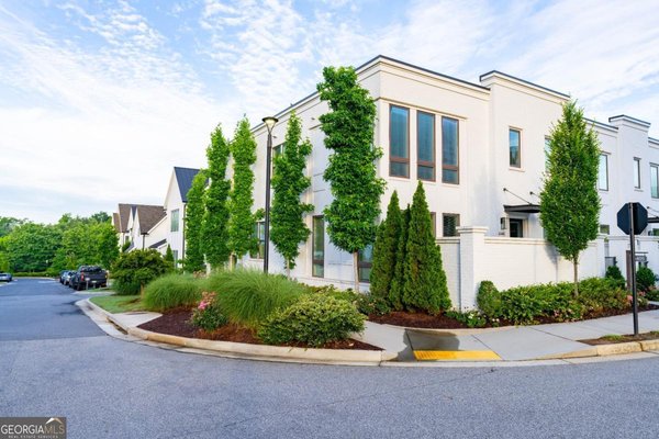 6405 Halcyon Way Alpharetta