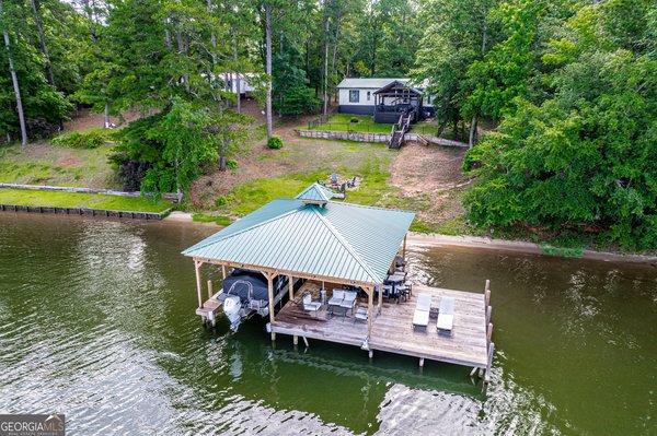 321 Barbara Point Road, Sparta