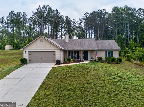32 Armstrong Drive, Mansfield