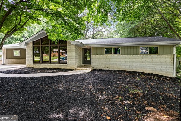 1694 Rhonda Lane Stone Mountain