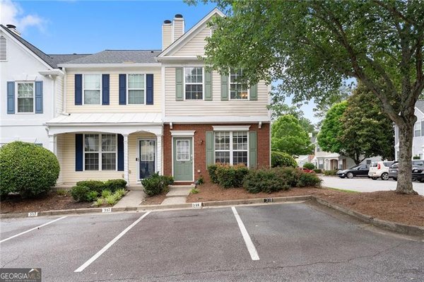 318 Devonshire Drive Alpharetta
