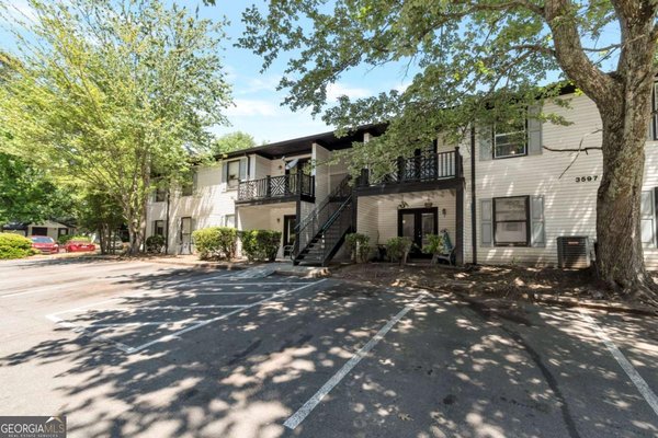 3597 Woodbriar Circle, Tucker