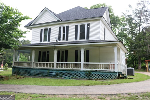 88 Railroad Avenue, Carlton