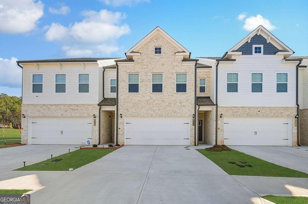 8098 Tiger Way Riverdale