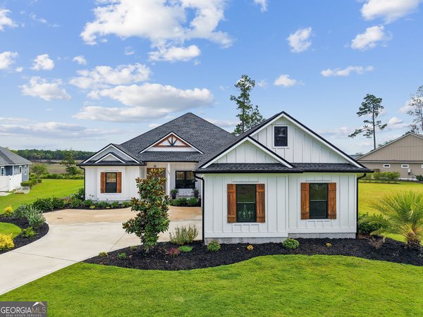 102 Firefly Court, St. Marys